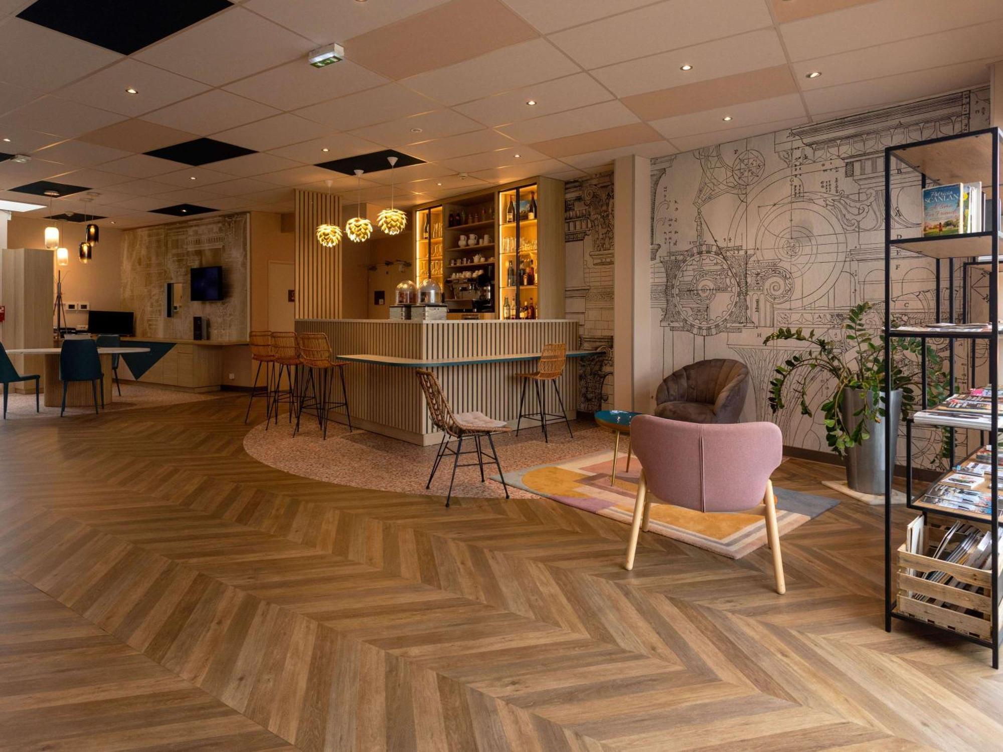 Ibis Styles Chinon Hotel Eksteriør billede