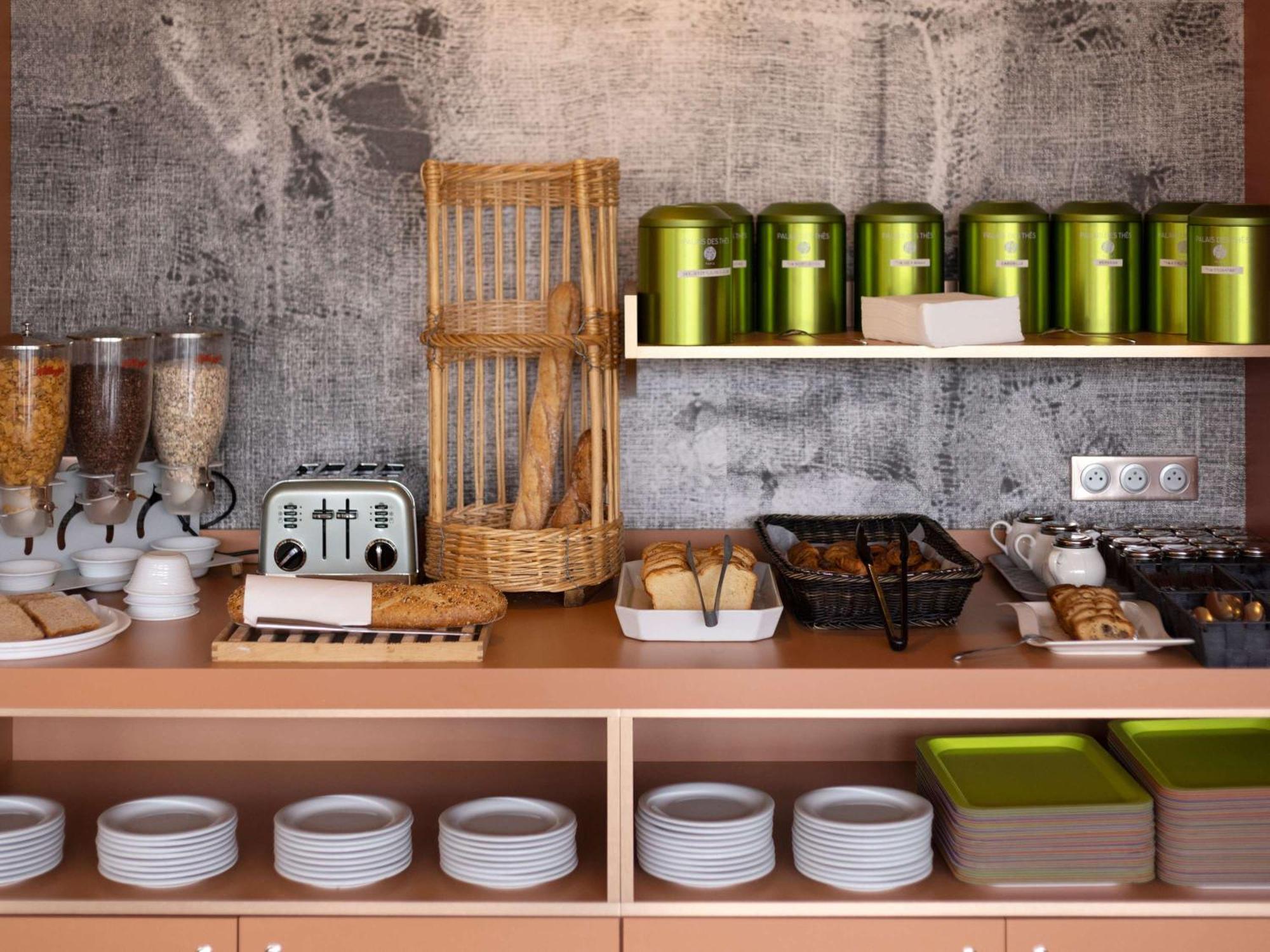 Ibis Styles Chinon Hotel Eksteriør billede
