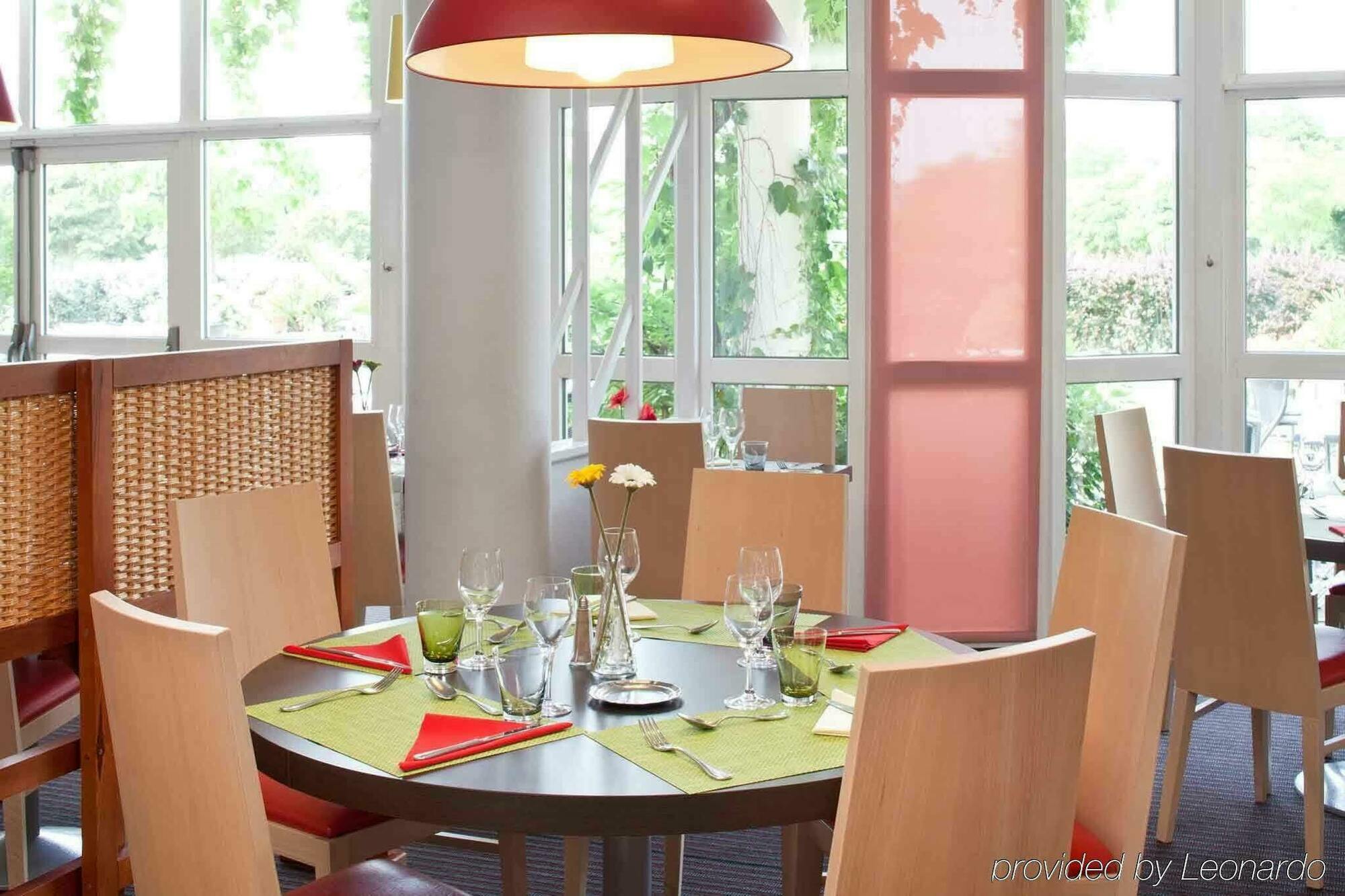 Ibis Styles Chinon Hotel Eksteriør billede